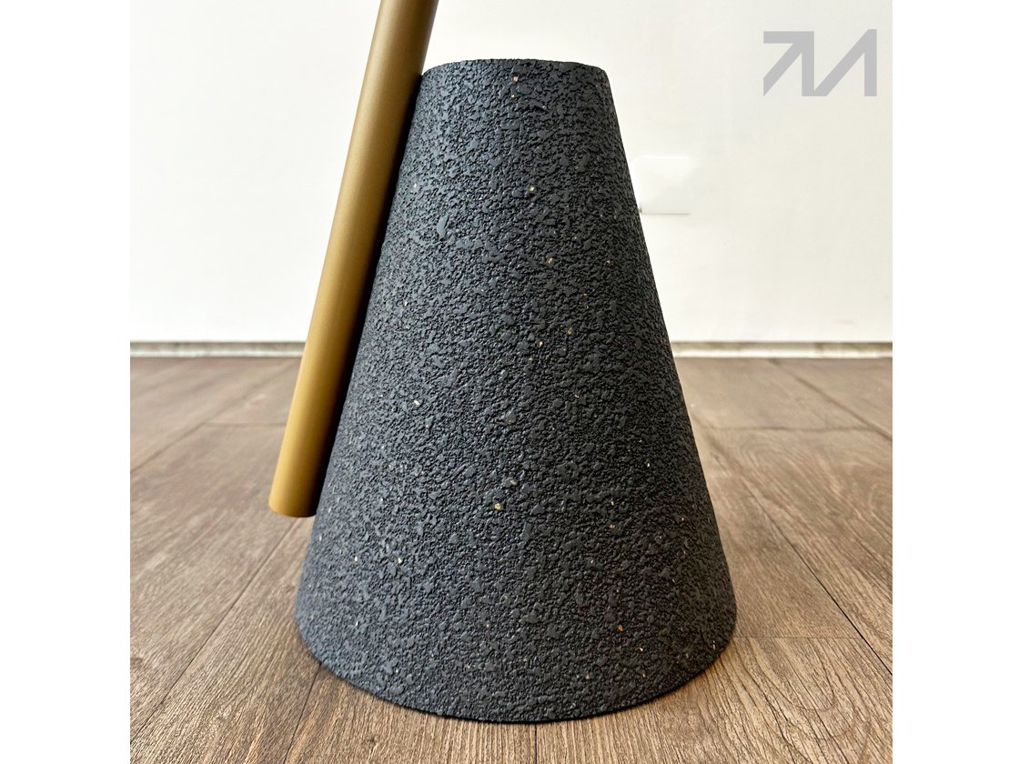 mesita-detalles-dorados-m454 muebles-design-moderno