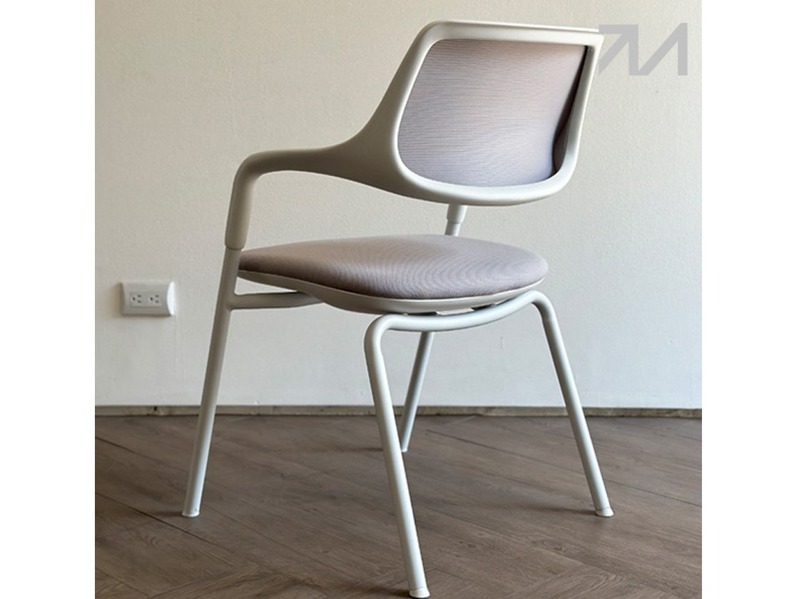 silla-visita-blanca-m250 mueble-oficina-stock-guatemala
